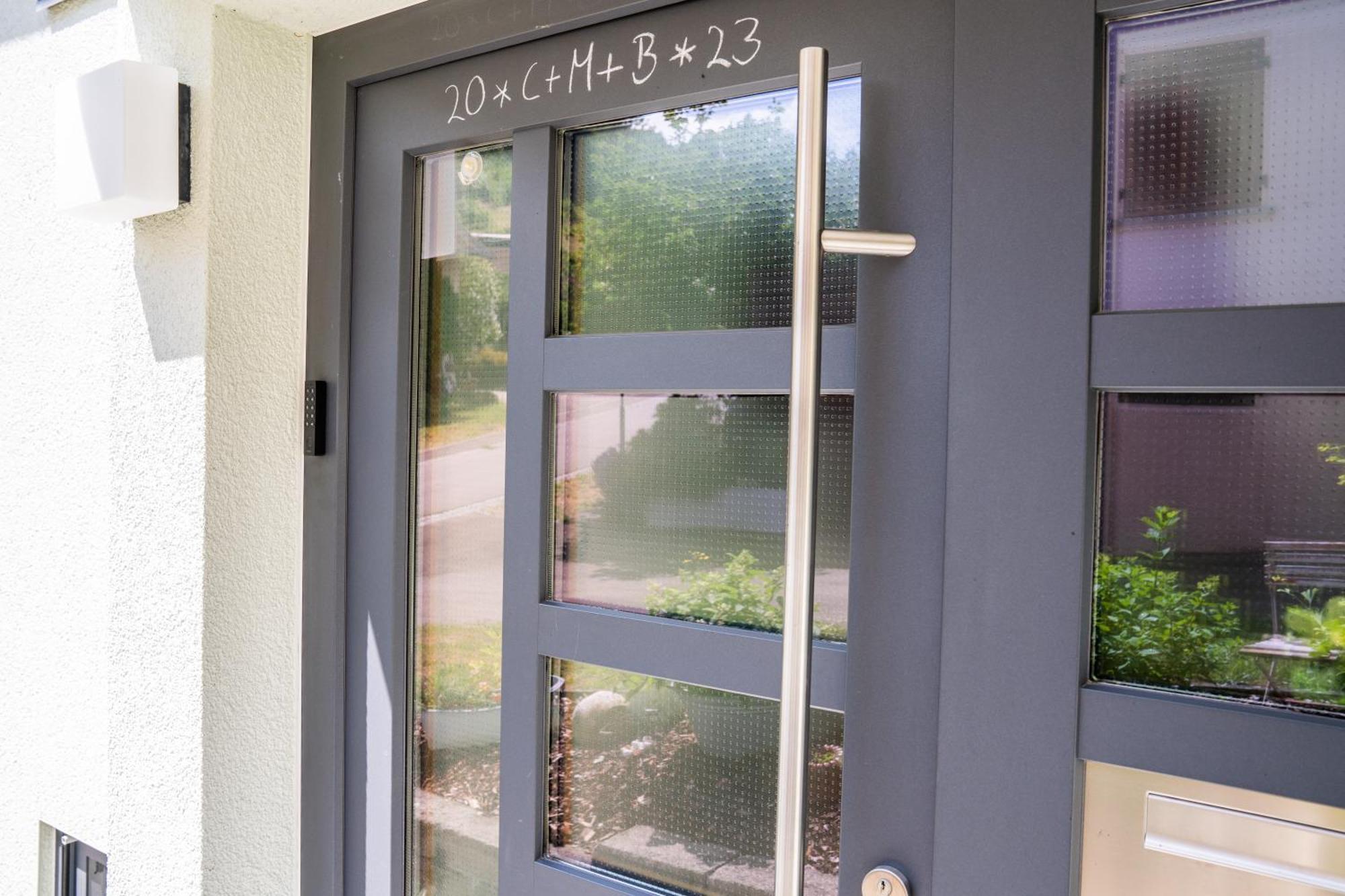 Laendliche 2-Zimmer Wohnung Bad Ditzenbach Kültér fotó